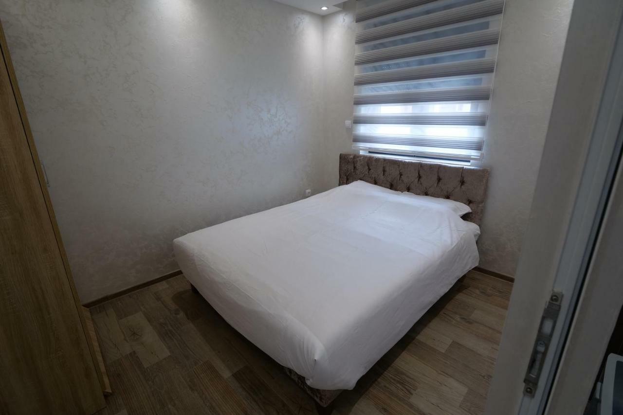 Dubai Apartmani Yeni Pazar Dış mekan fotoğraf